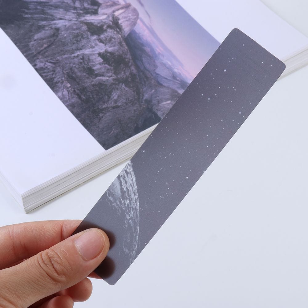 lecture-facile Marque-page photographie lune et terre